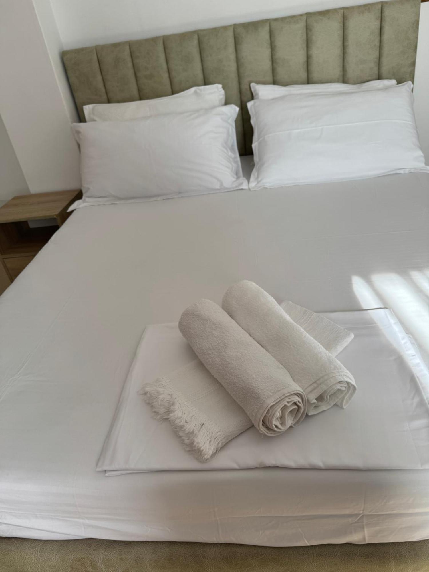 Apartament Kunevain Lezhë