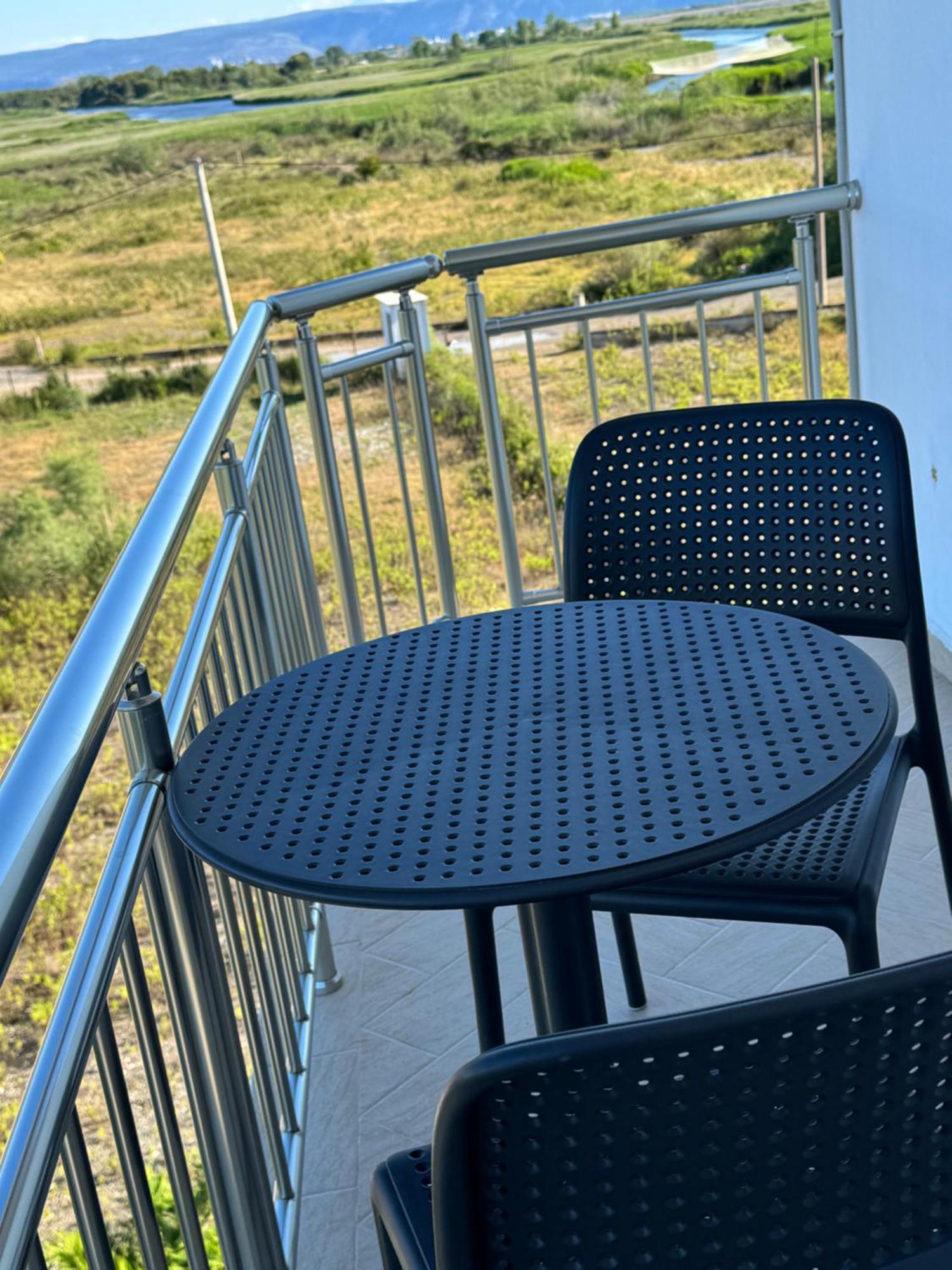 Apartament Kunevain Lezhë